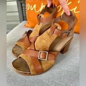Fabulous Dansko Dominque Sandals High Heels EU size 40 or US Size 9